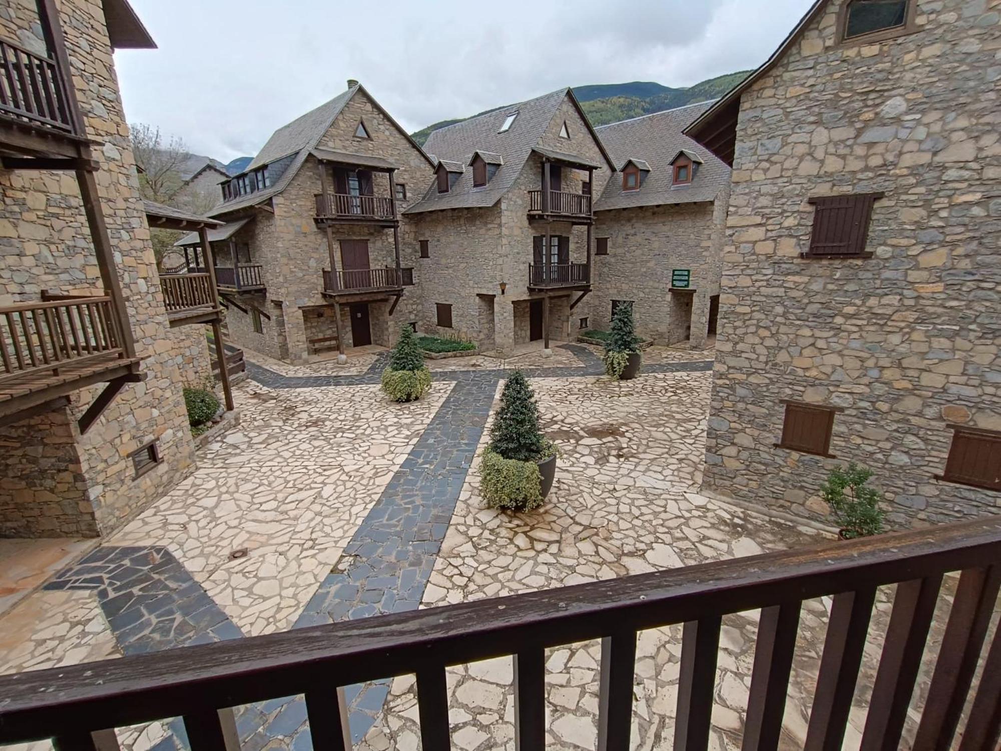 Inmocyma Residencial Linsoles-Valle De Benasque Esterno foto